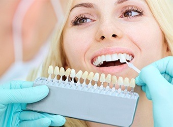 woman getting veneers